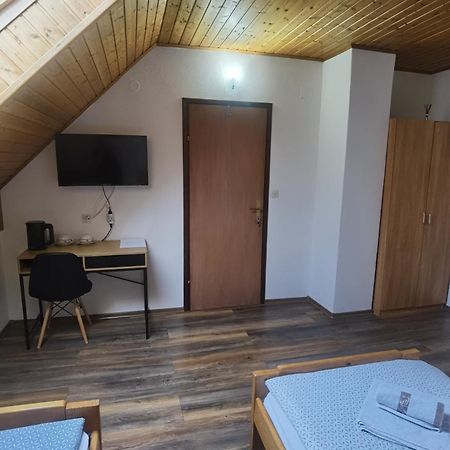 House Nada Hotel Rastovača Kültér fotó